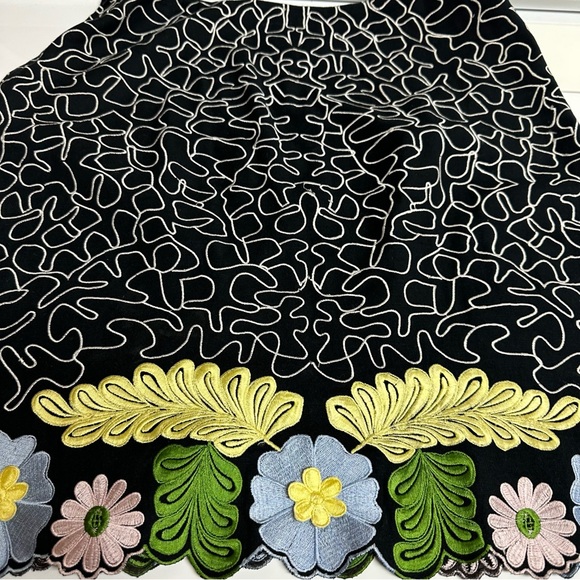 ANTHROPOLOGIE Snak Embroidered Multi Color Floral A Line Skirt SZ 6 - Picture 3 of 12